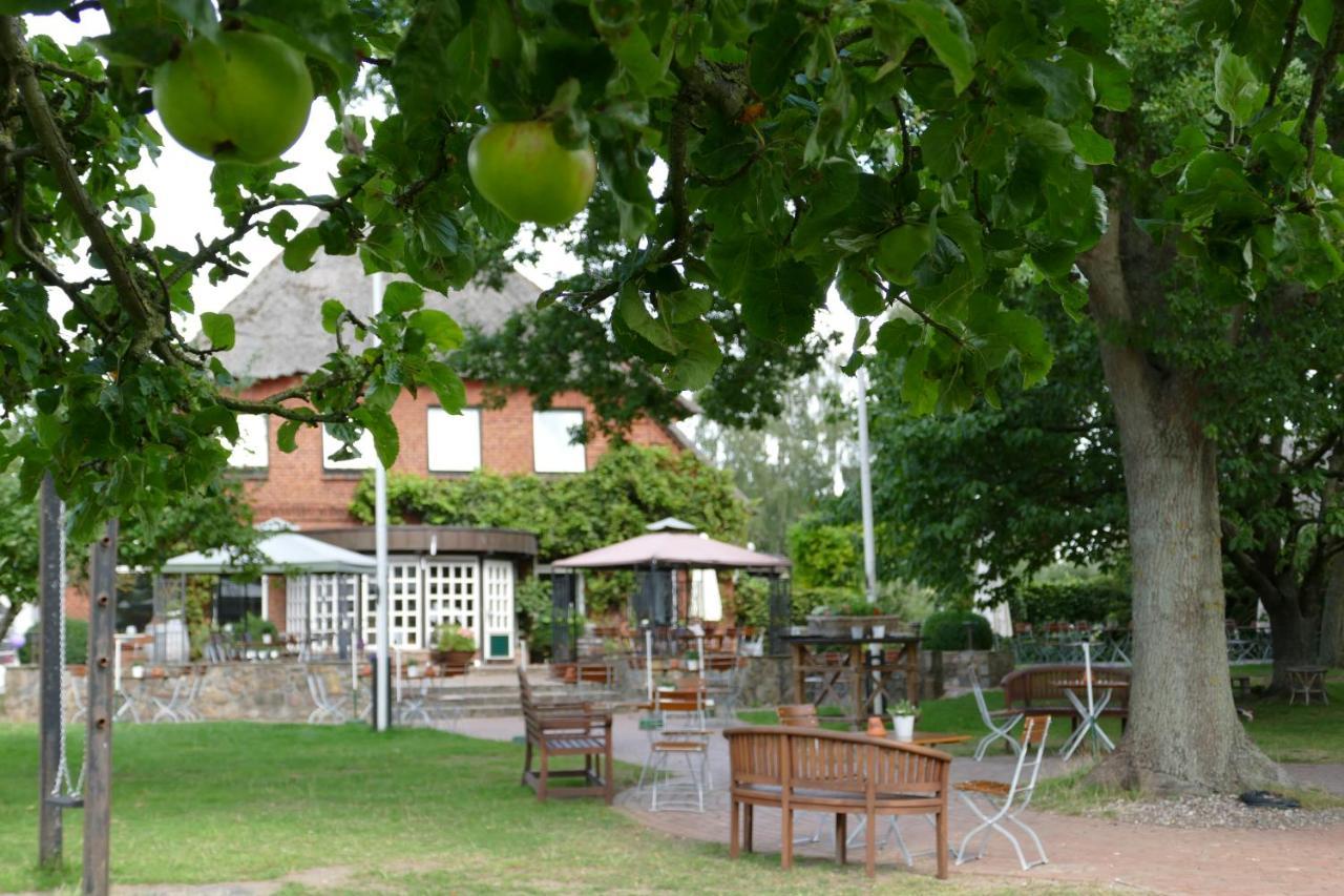 Landgasthof Kasch - Hotel Und Restaurant Malente Extérieur photo