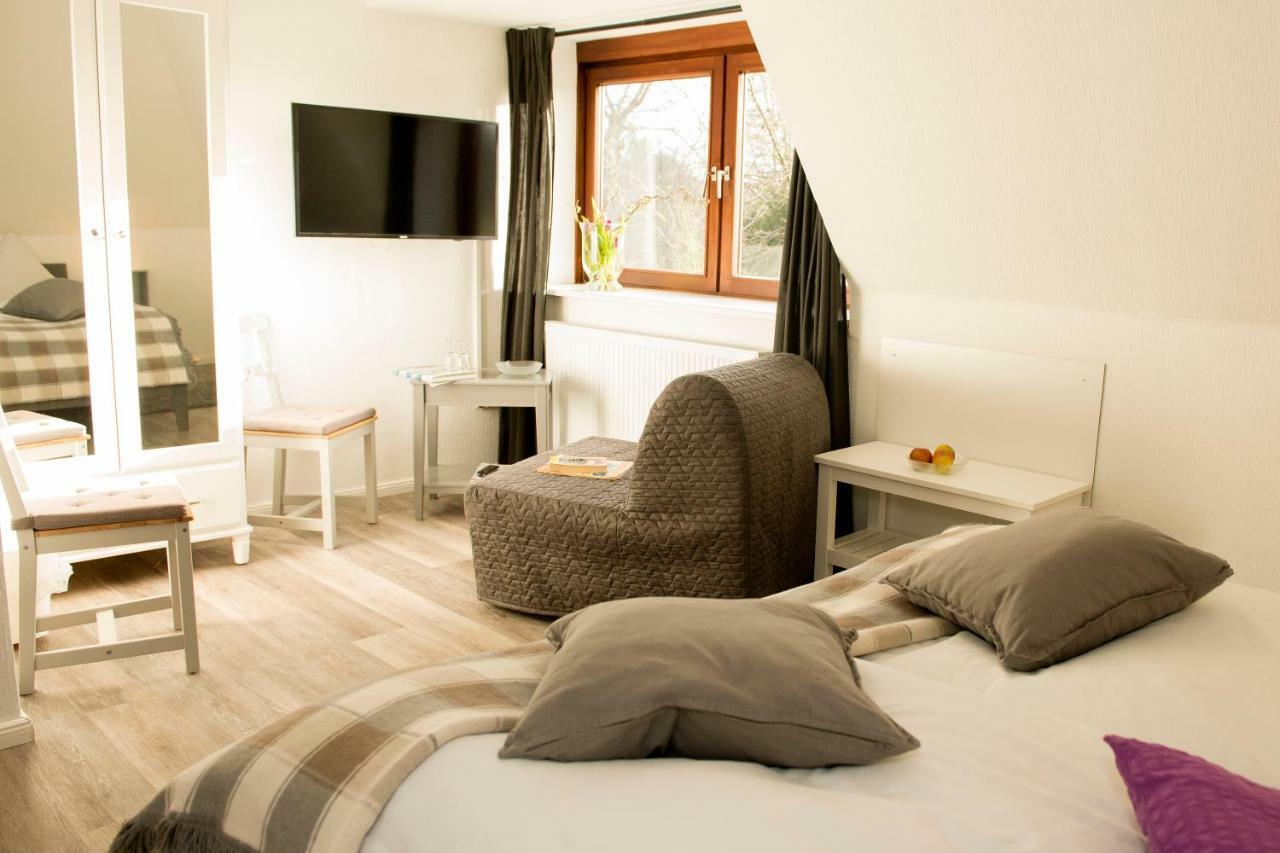 Landgasthof Kasch - Hotel Und Restaurant Malente Extérieur photo
